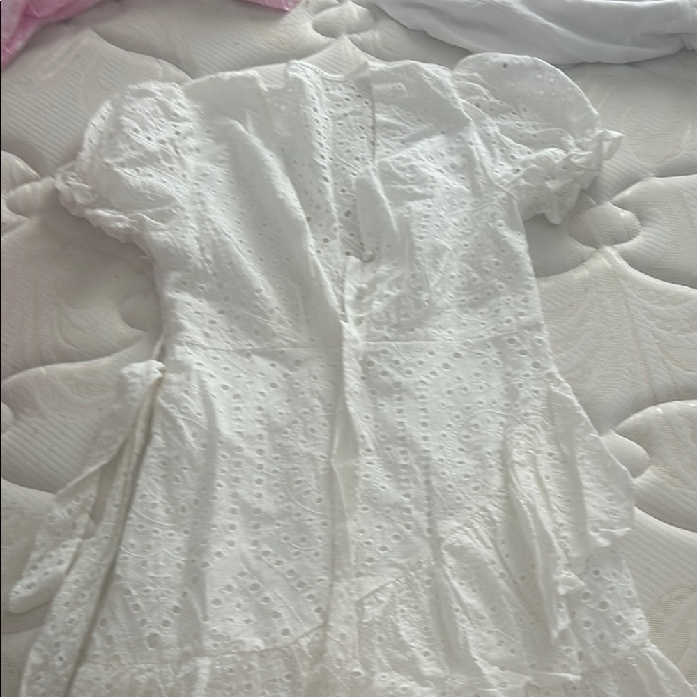 White Sundress with Puff Sleeves and Square Neck for Bride